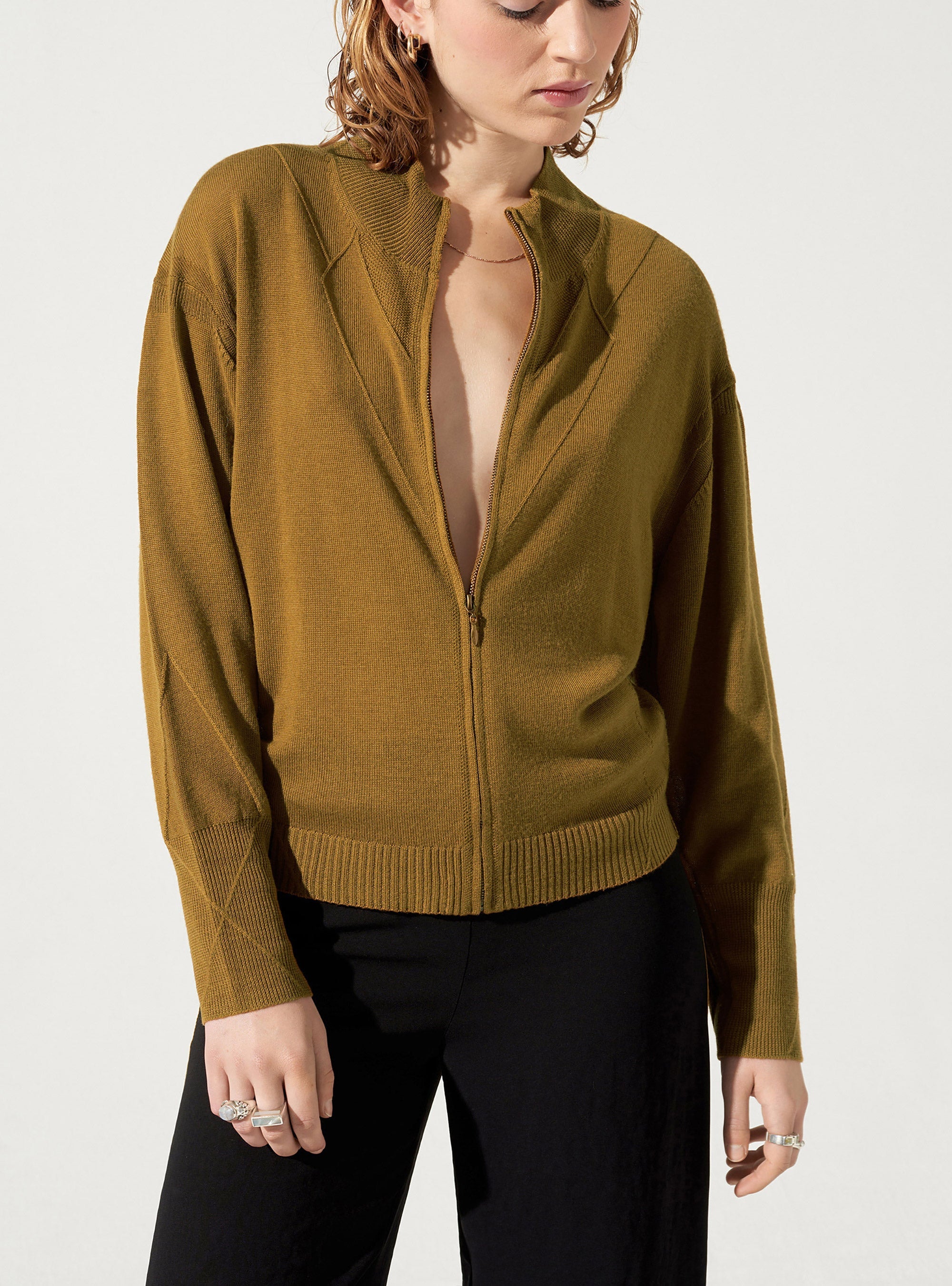 Strickjacke mit Reißverschluss