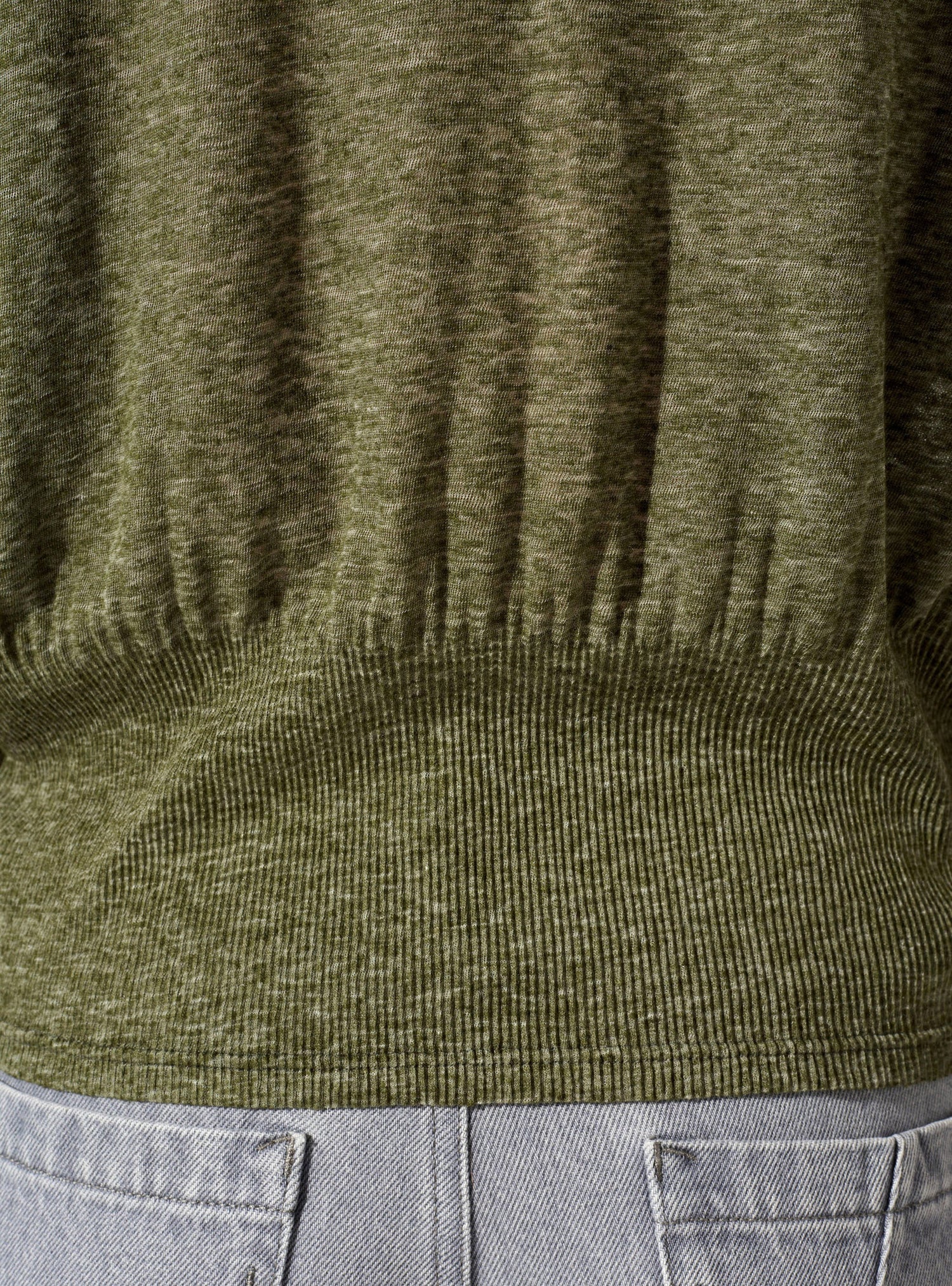 Oberteil mit U-Boot-Ausschnitt