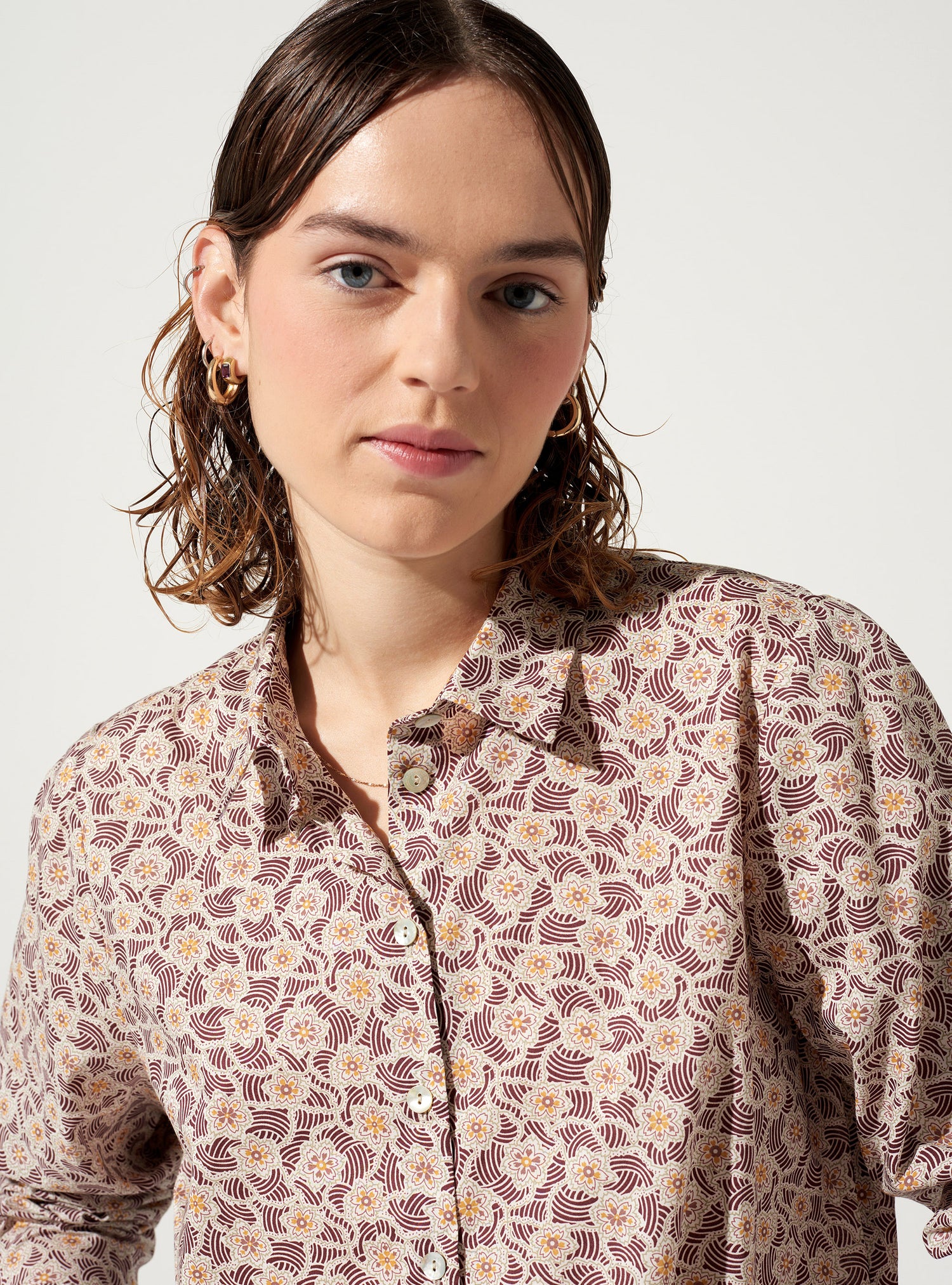 Straight shirt