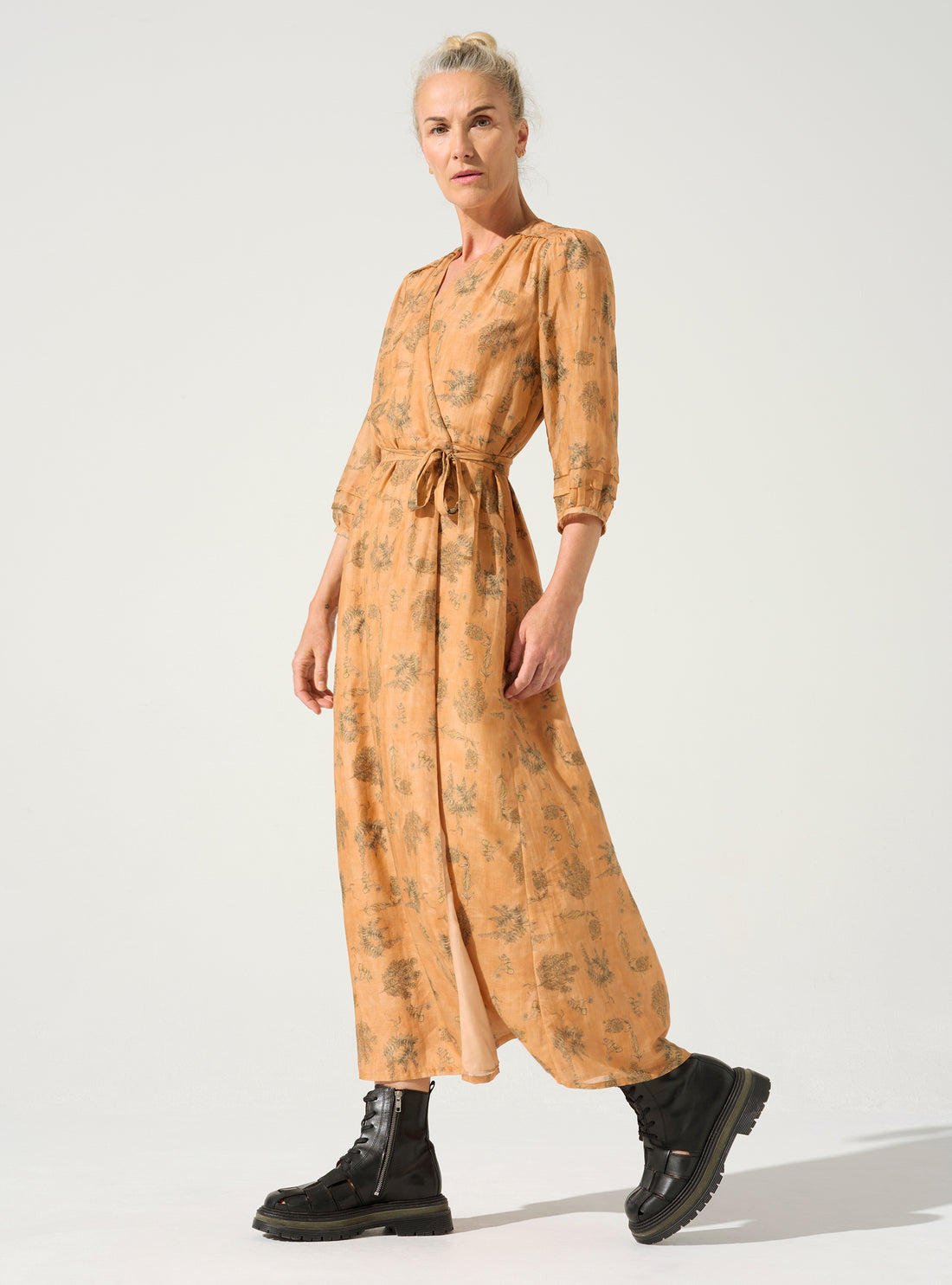Robe Nouée