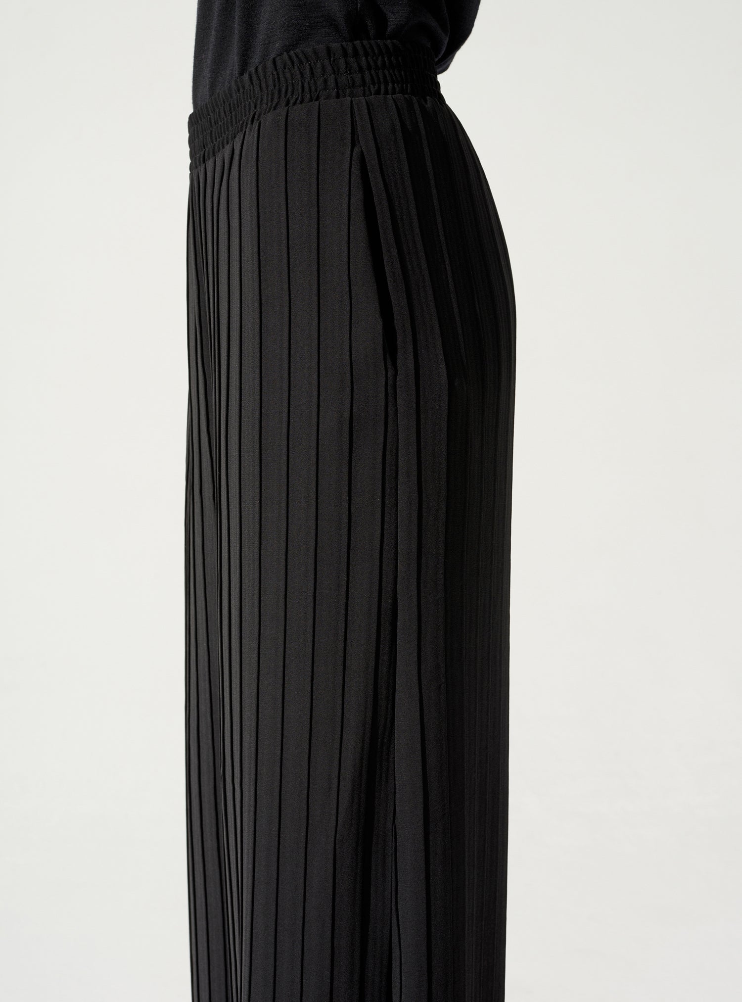 Hose mit weitem Bein