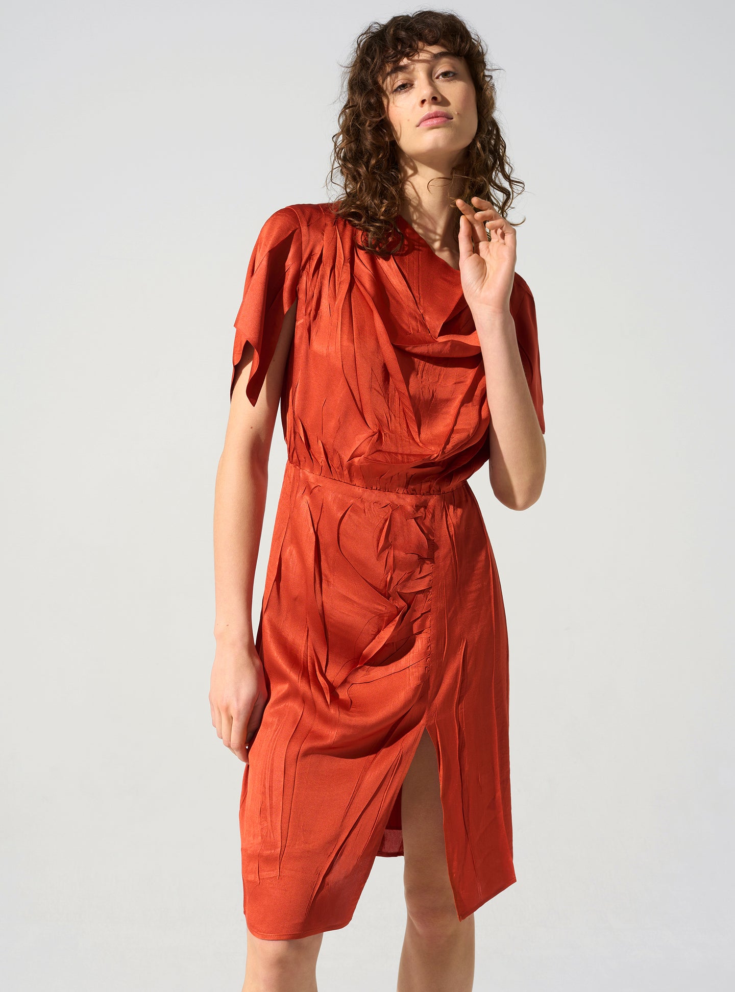 acoté Robe manches fendues