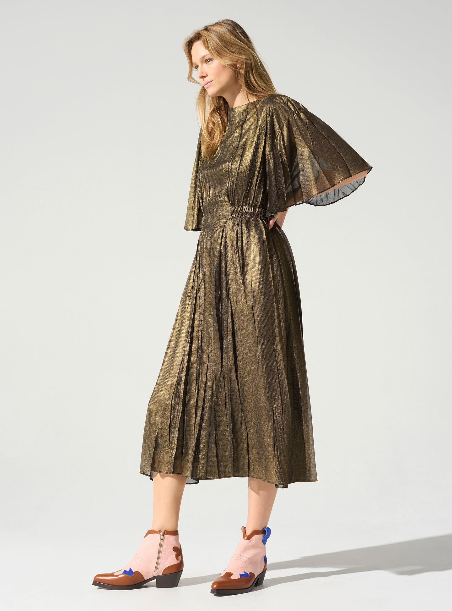 acoté Robe manches papillon