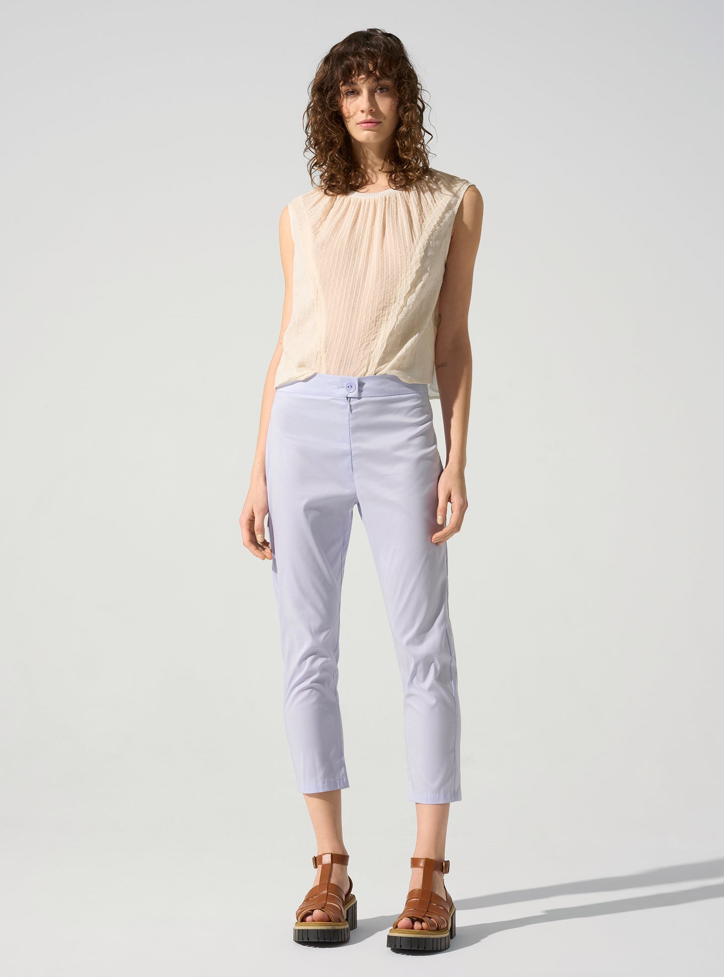 acoté Pantacourt capri