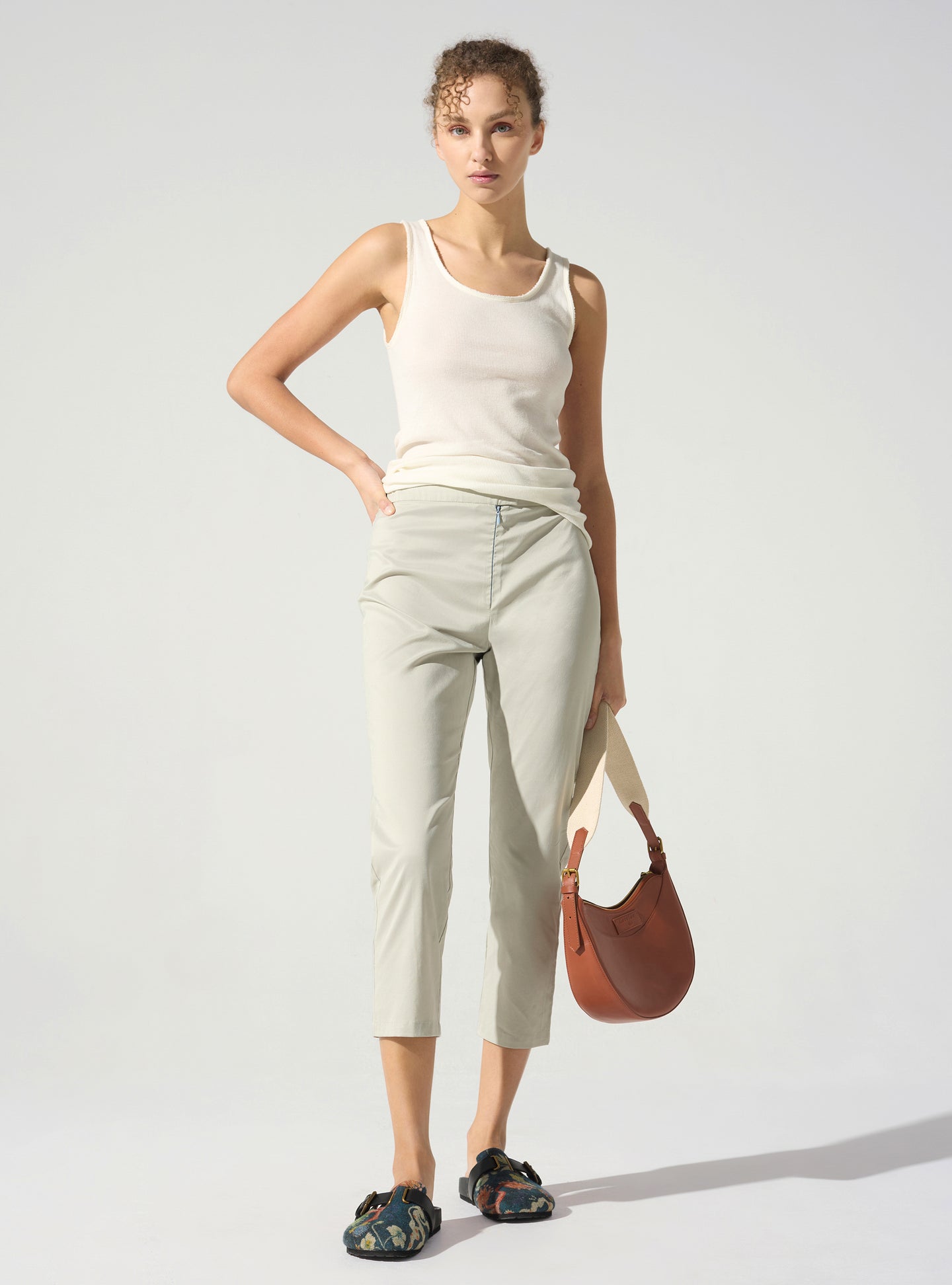 acoté Pantacourt capri