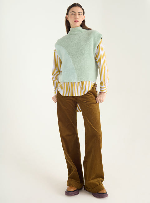 Pull sans manches en laine bouclette
