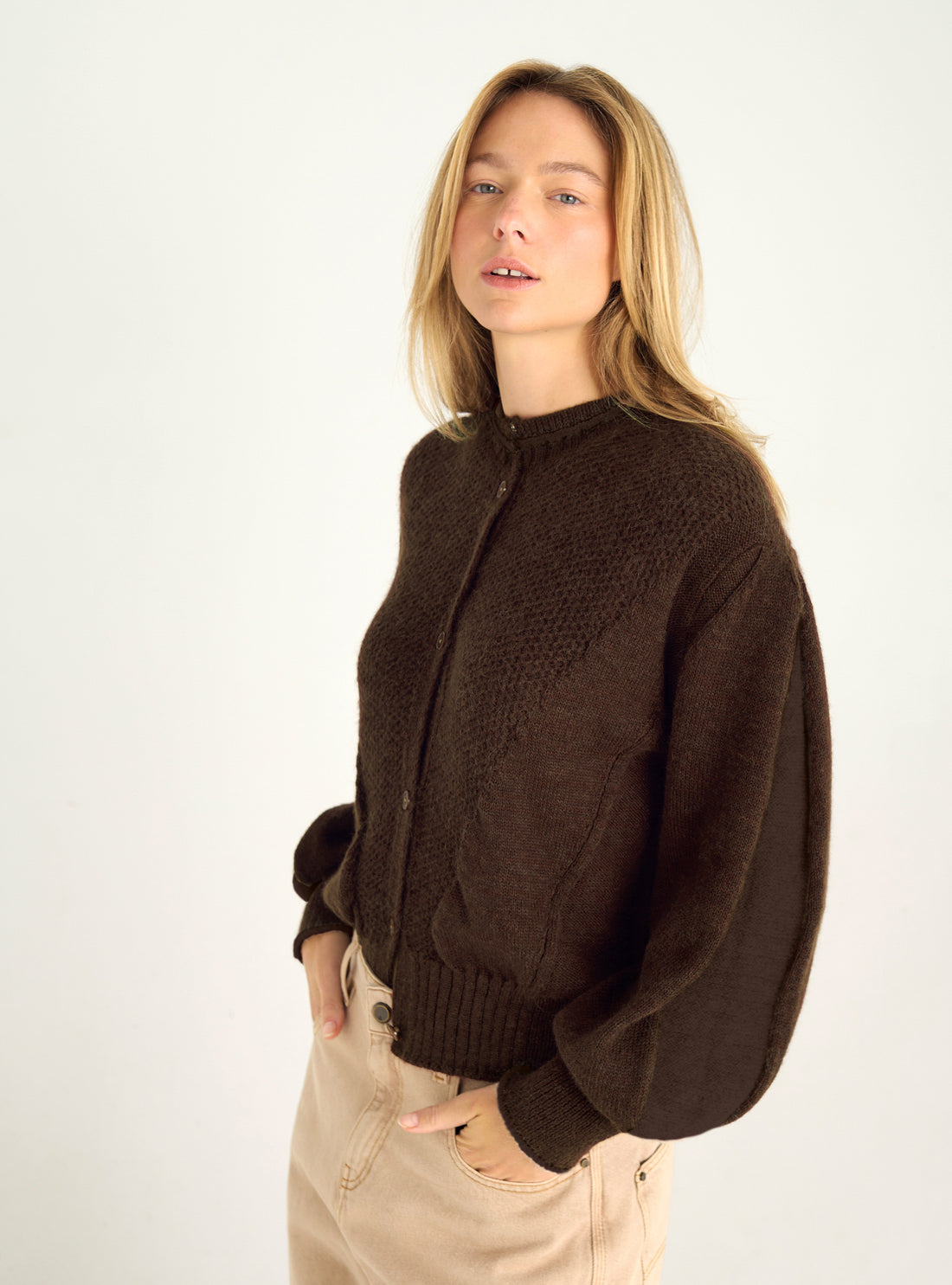 Strickjacke im Bomber-Stil