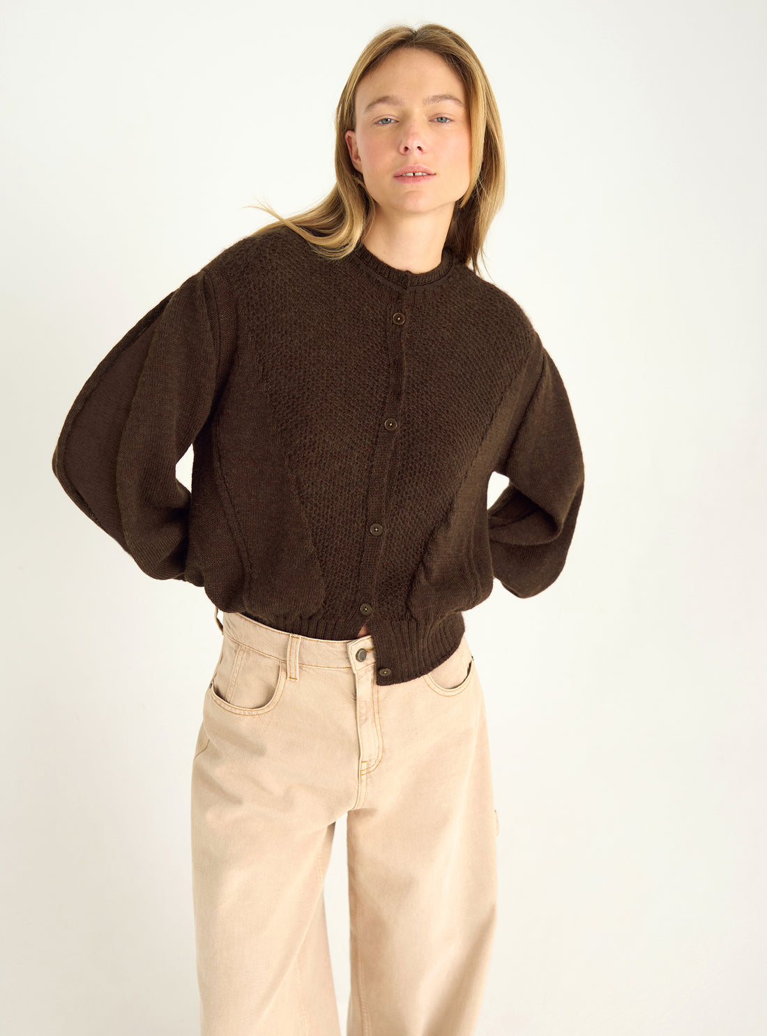 Strickjacke im Bomber-Stil