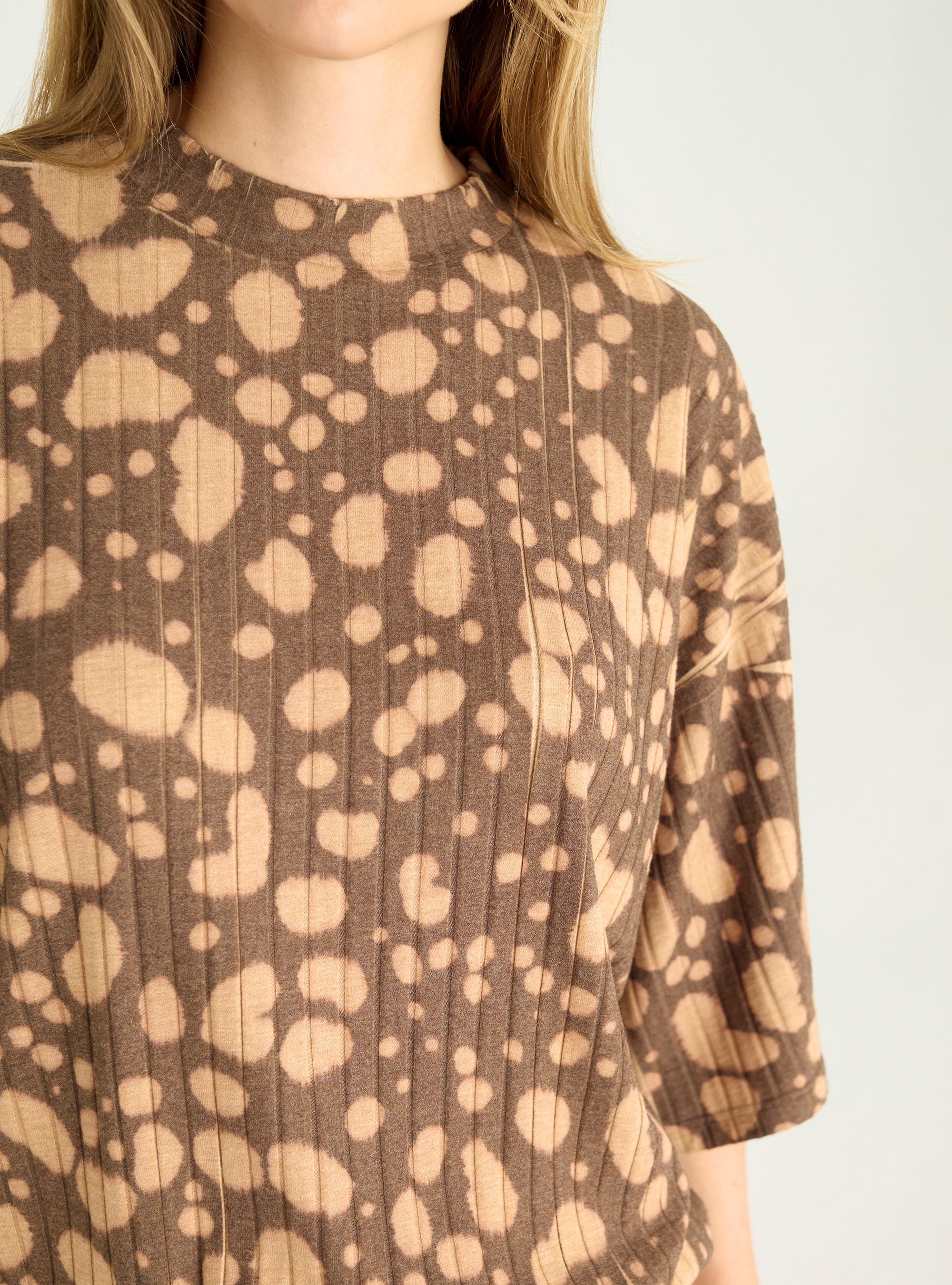 Pleated mesh T-shirt