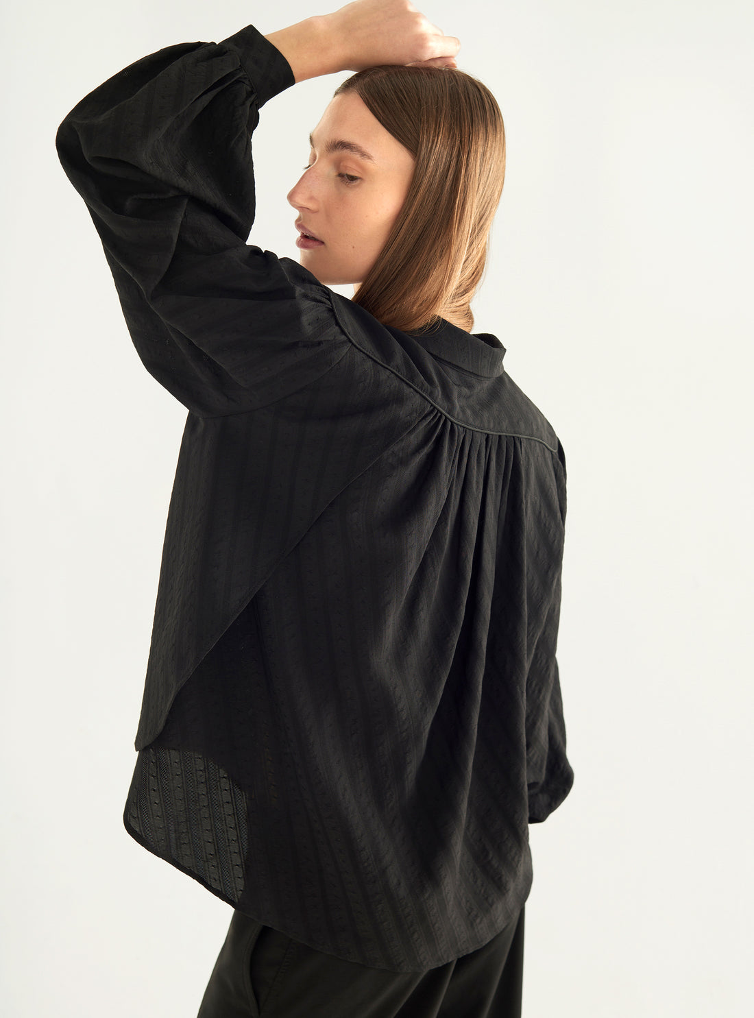 Romantische Bluse aus Wolle und Seide