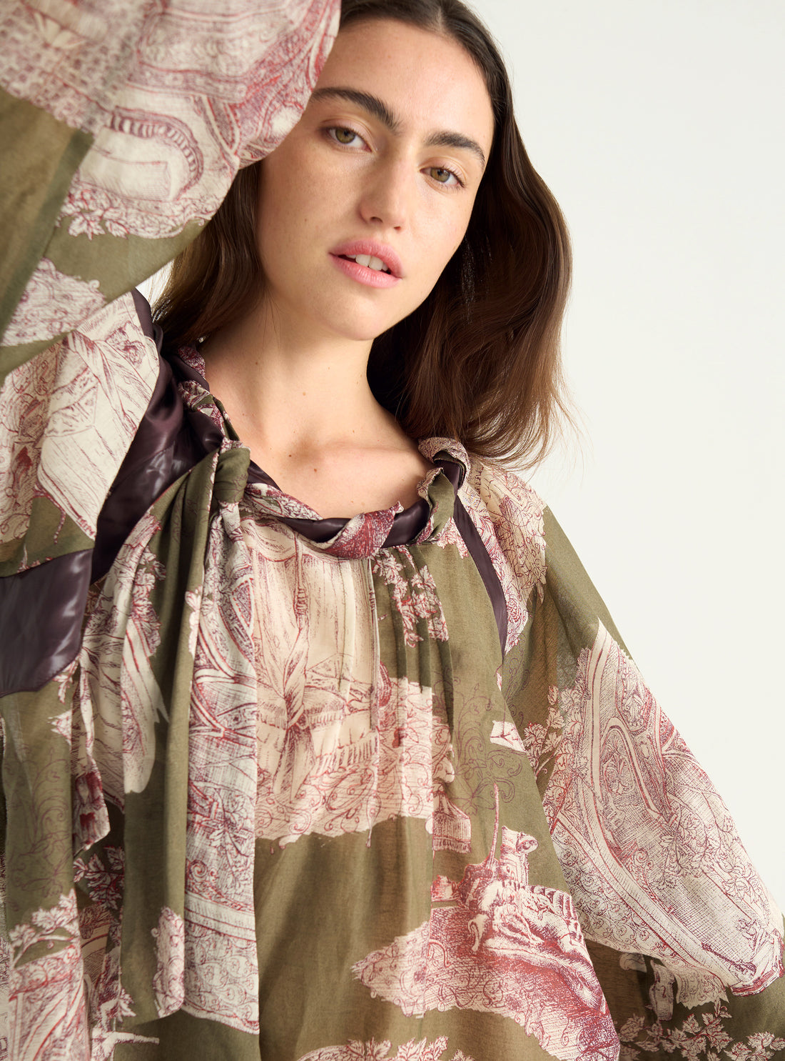 Blouse contrastée