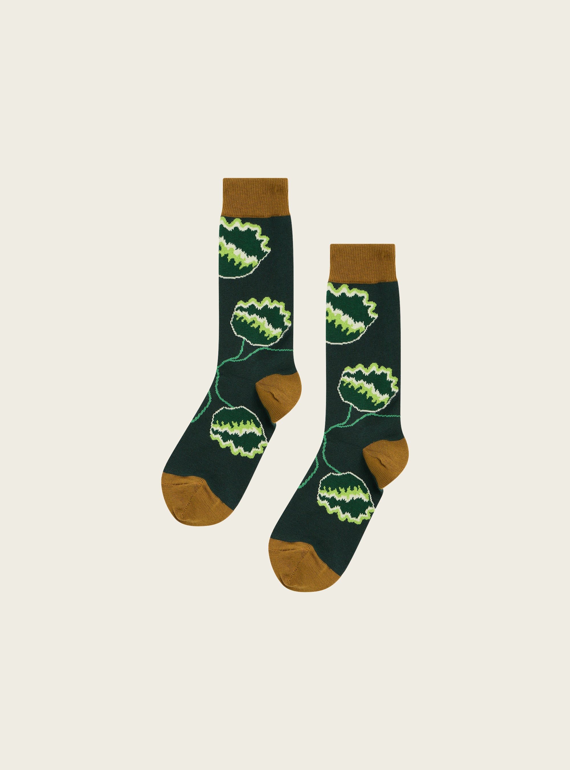 “Heart String” jacquard socks
 Cotélac x Antipast collaboration