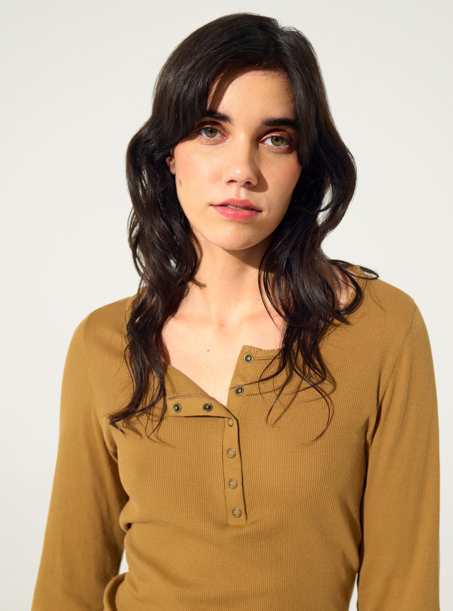 braunes T-Shirt aus Bio-Baumwolle