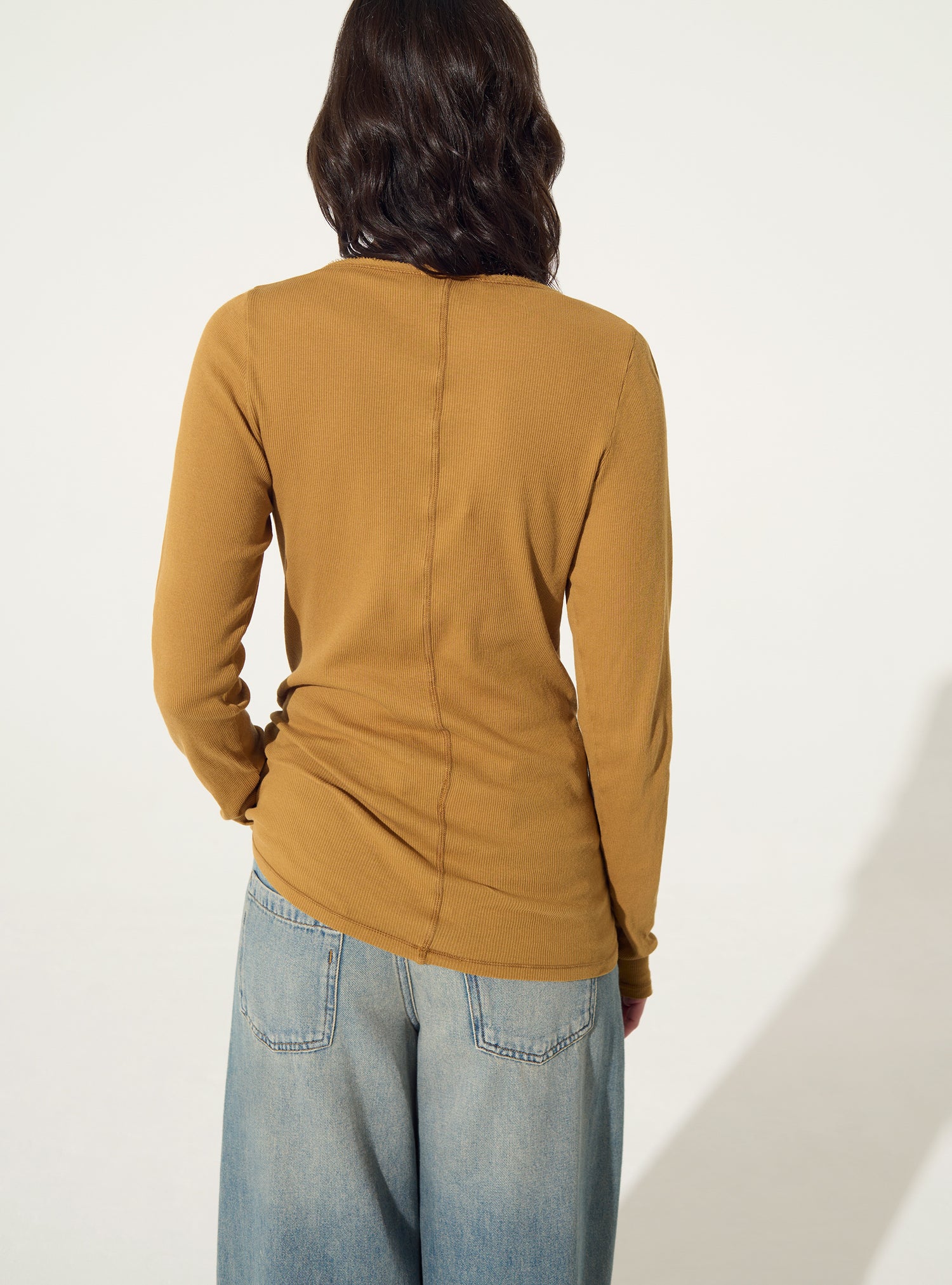 braunes T-Shirt aus Bio-Baumwolle