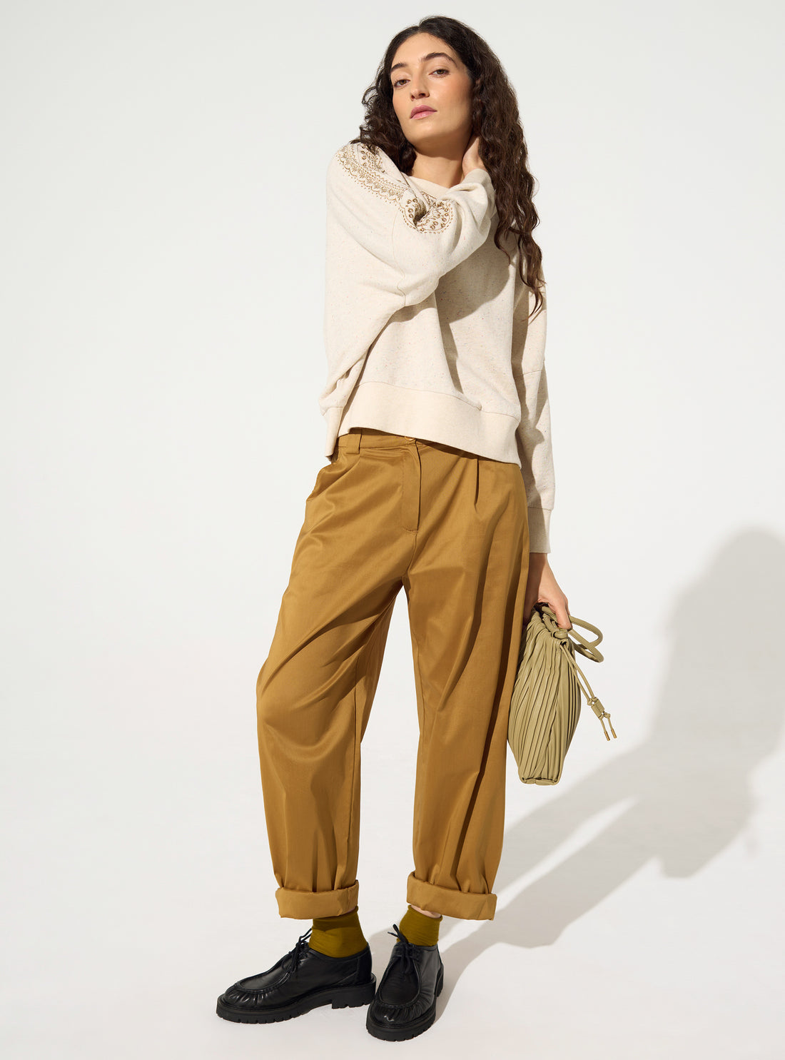 Sweat brodé en coton blanc