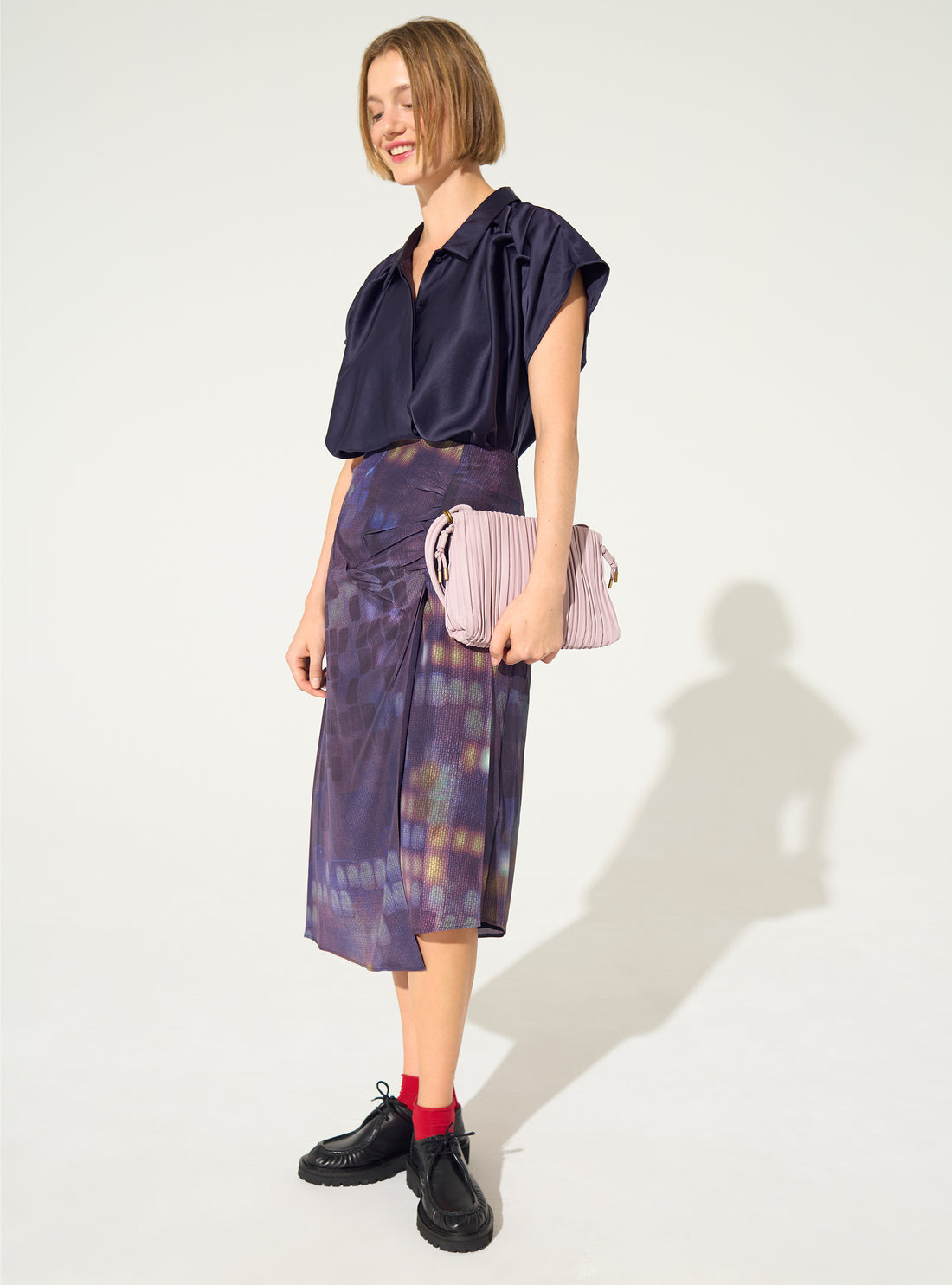 Jupe midi plissée imprimé maison violette