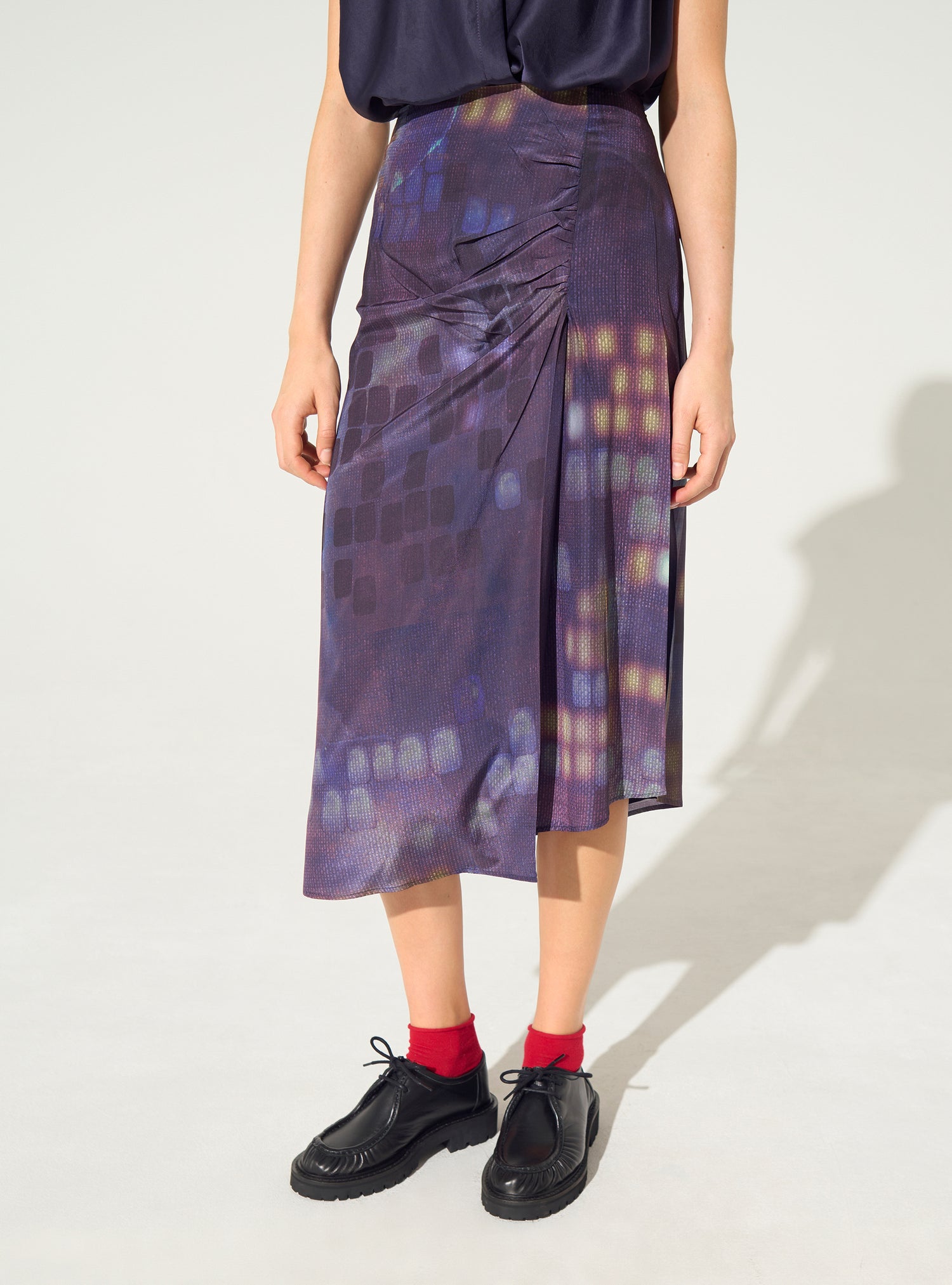 Purple printed pleated midi skirt