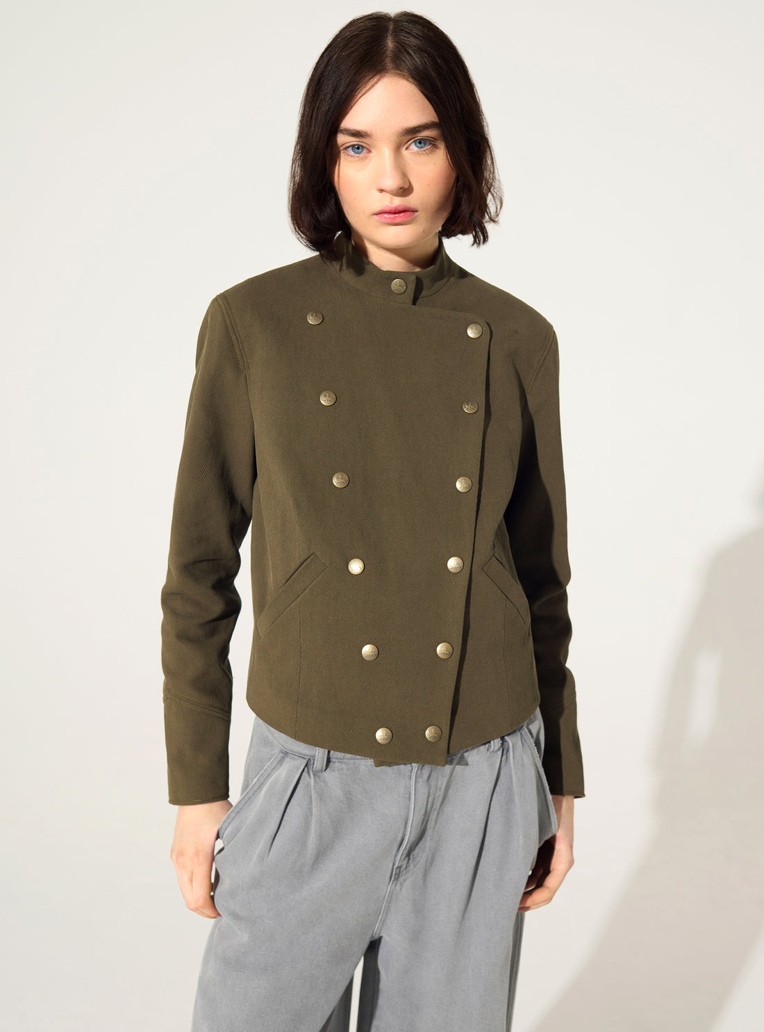 Fitted officer-style jacket in green cotton and linen