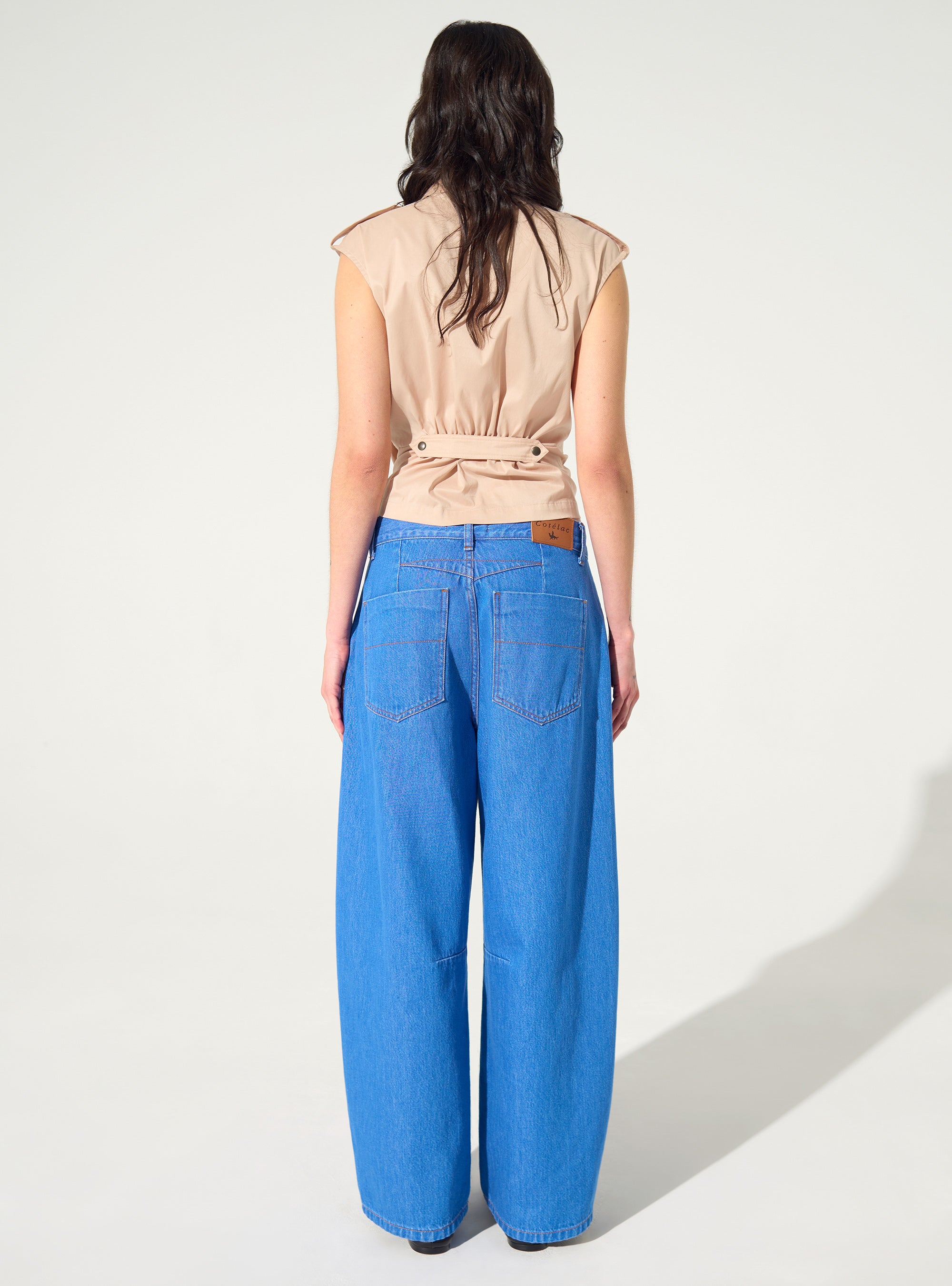 Jean barrel en coton bleu