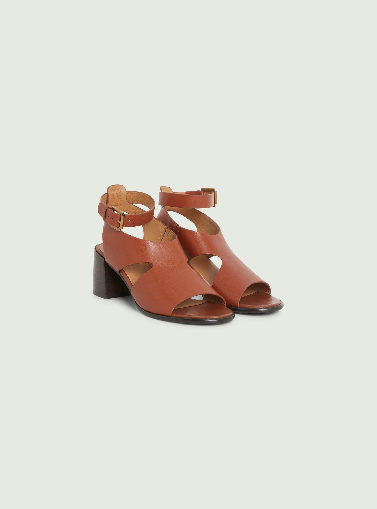 Sandales à talons en cuir