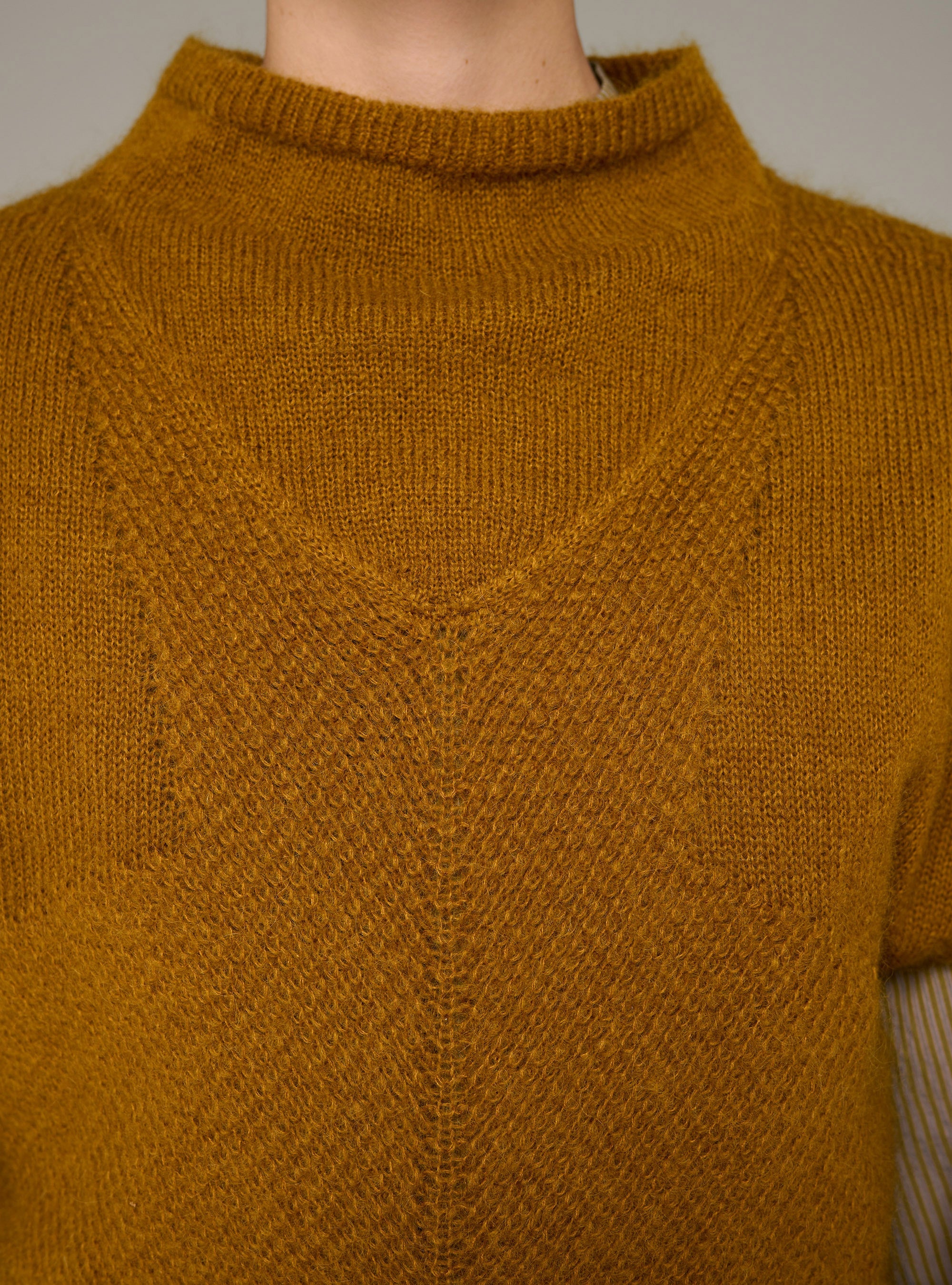 Cotélac pull ajusté col rond manches courtes