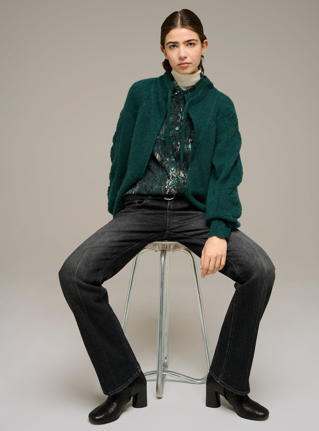Cardigan zippé col montant manches longues