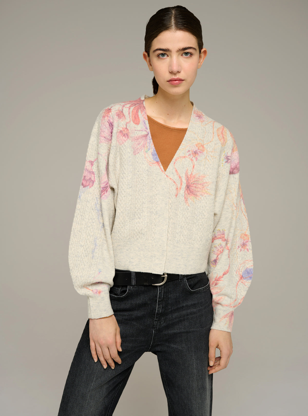 Bedruckter Cardigan mit V-Ausschnitt und langen Ärmeln