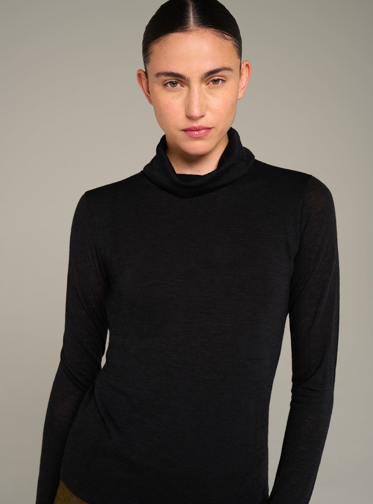 Cotélac tee-shirt ajusté col roulé manches longues