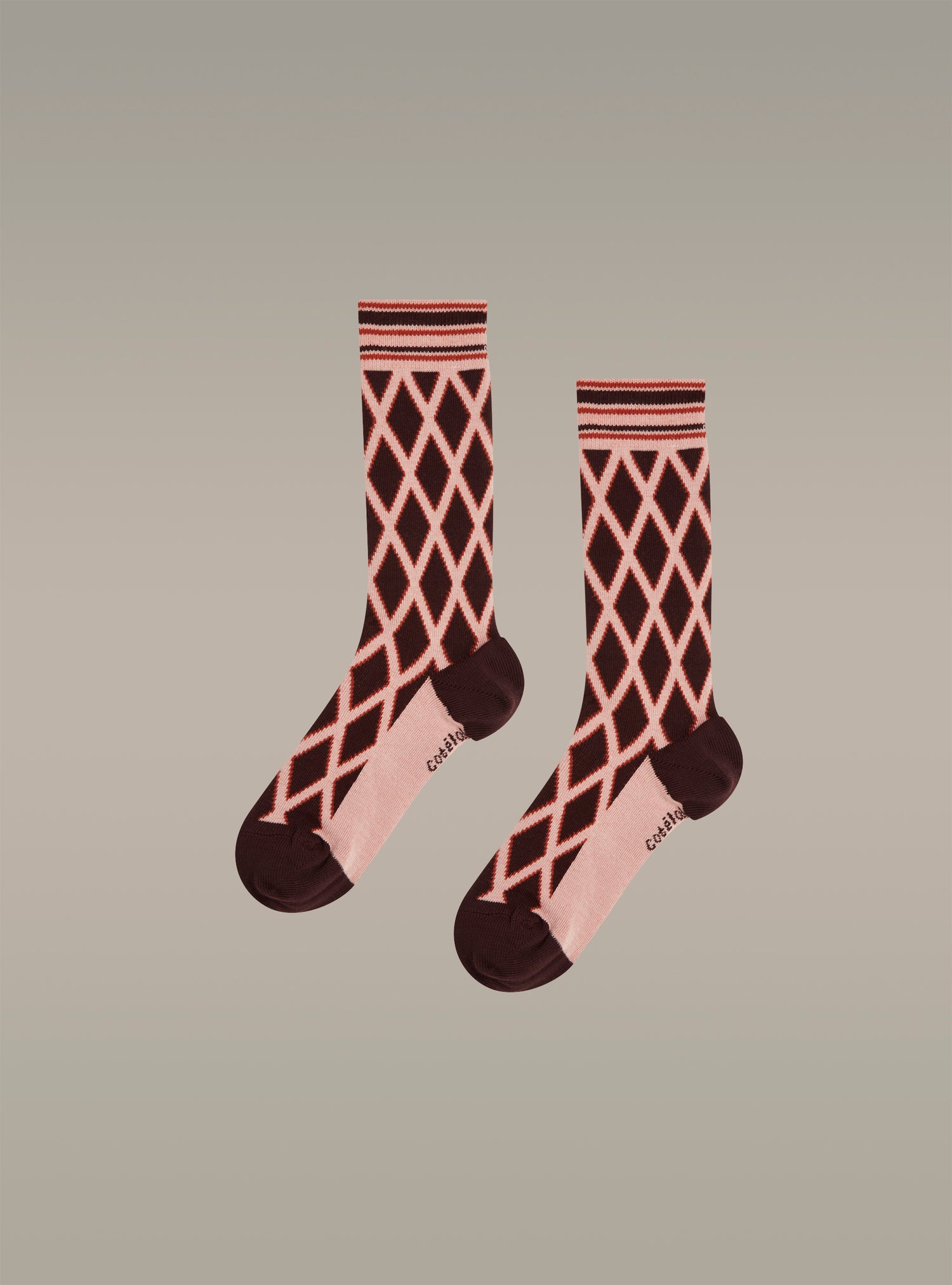 Rot karierte Socken