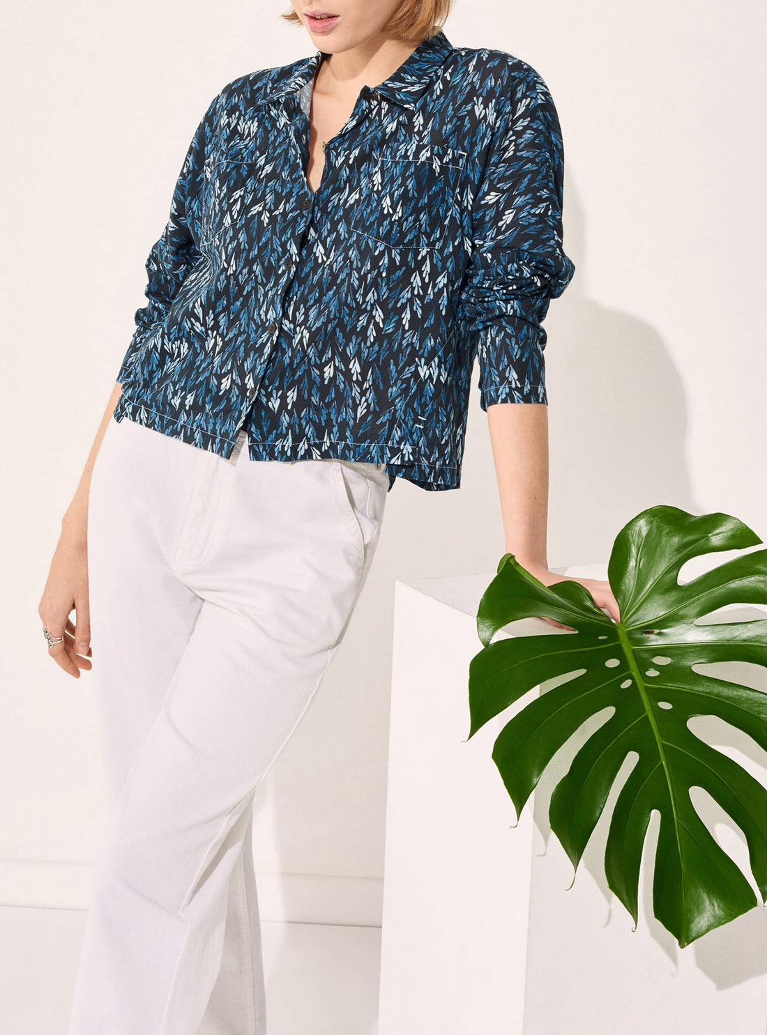 Short Pleated Crushed “House Print” Shirt