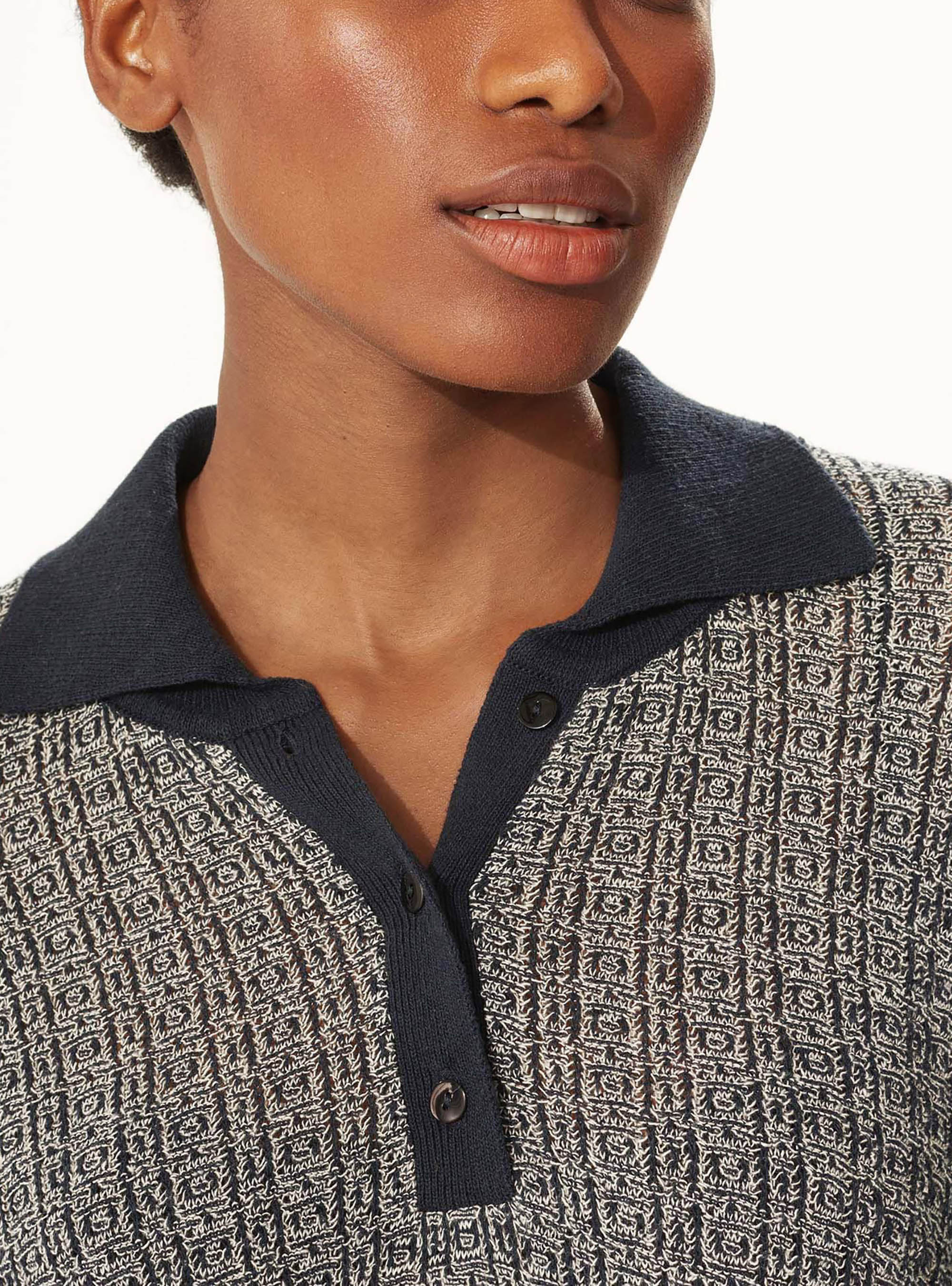 Polo acoté 