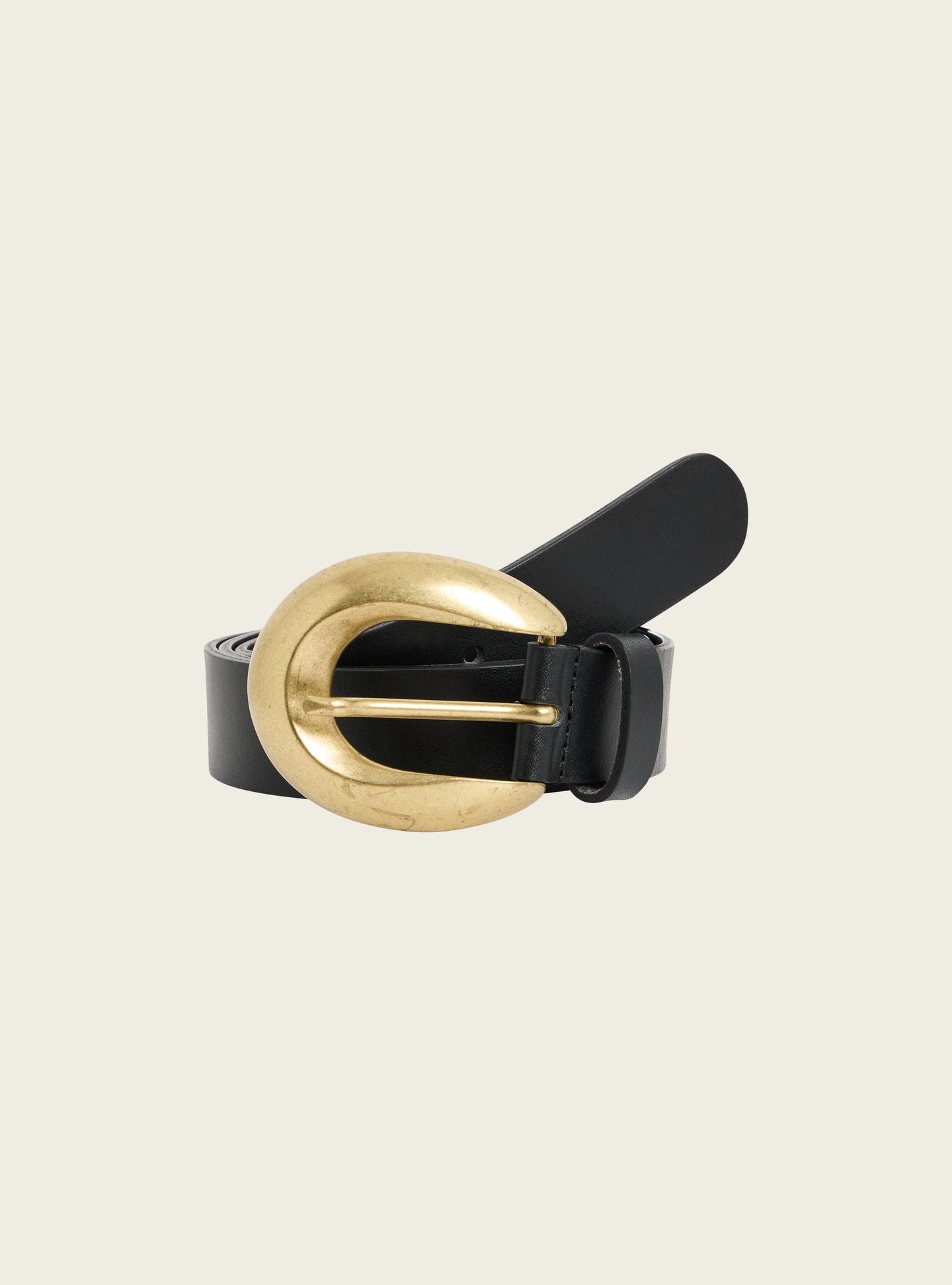 Ceinture noire en cuir acoté 